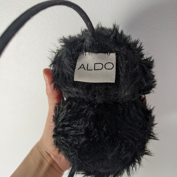 Also Ear Muffs - Picture 3 of 3